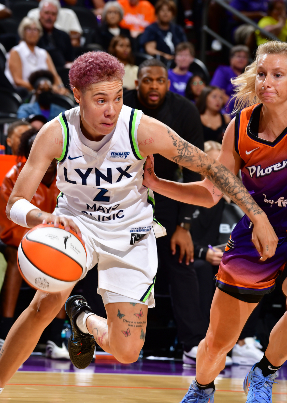 kaiyunapp-明尼苏达森林狼训练开放日，集结日手感冰凉引欢呼，NBA总决赛在即，资深球员宣示担当的简单介绍