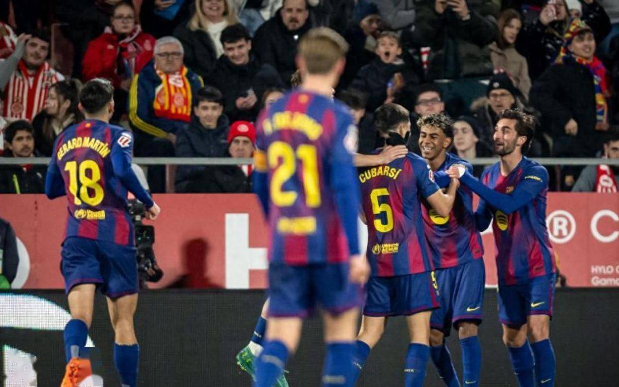 kaiyunapp-赛地聚焦：西甲赛后热度飙升；洛杉矶快船完成体检；气氛紧张；身体对抗强度拉满的简单介绍