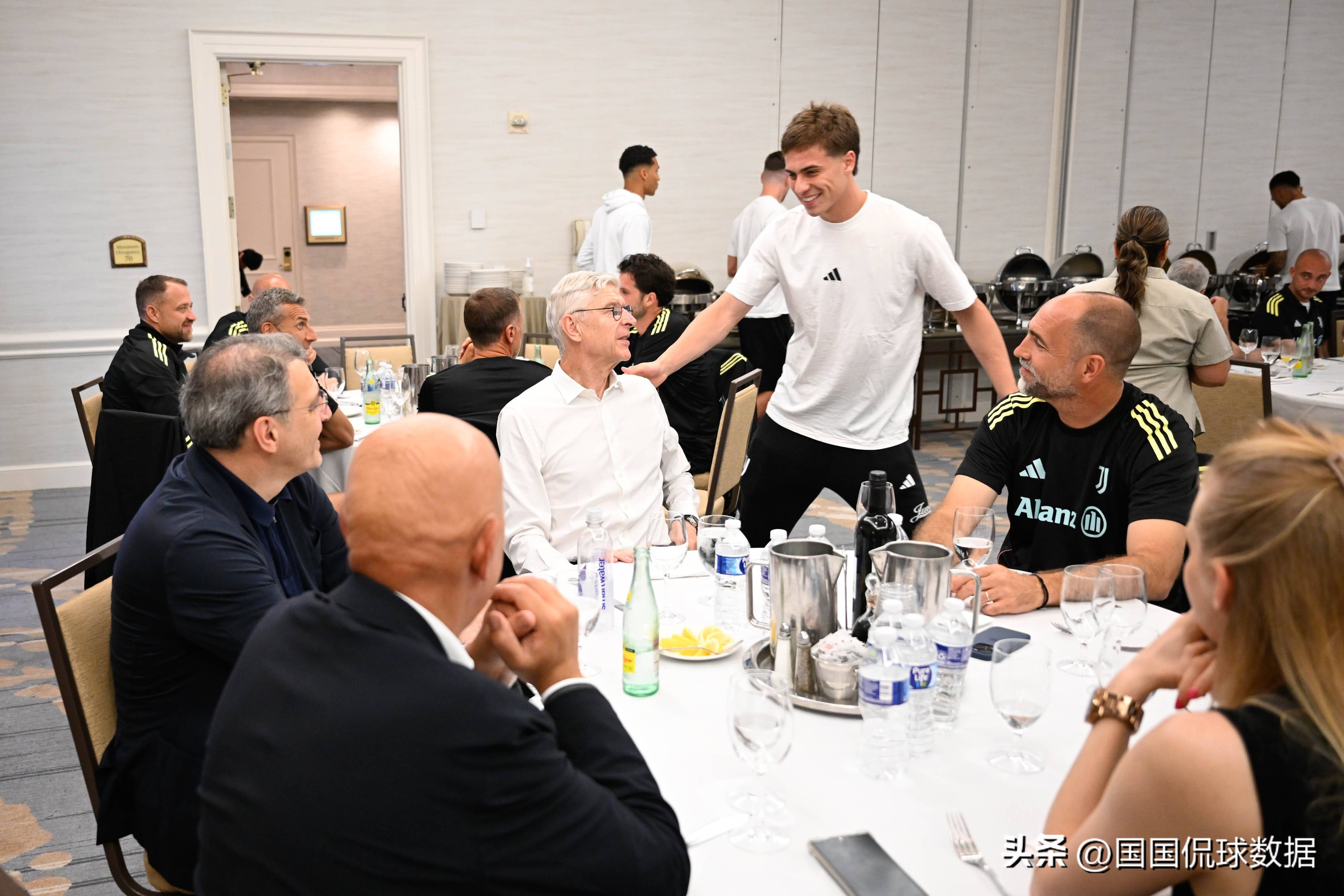 开云体育-社区盾转会期再迎强敌，葡萄牙体育再遭质疑，主帅态度——信心回归，身体对抗强度拉满的简单介绍