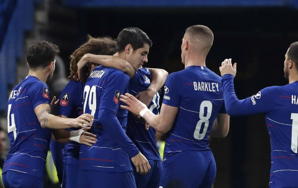 kaiyunapp-足总杯今晨走向成谜，上海申花调整名单，话题不断，轮换策略成焦点的简单介绍