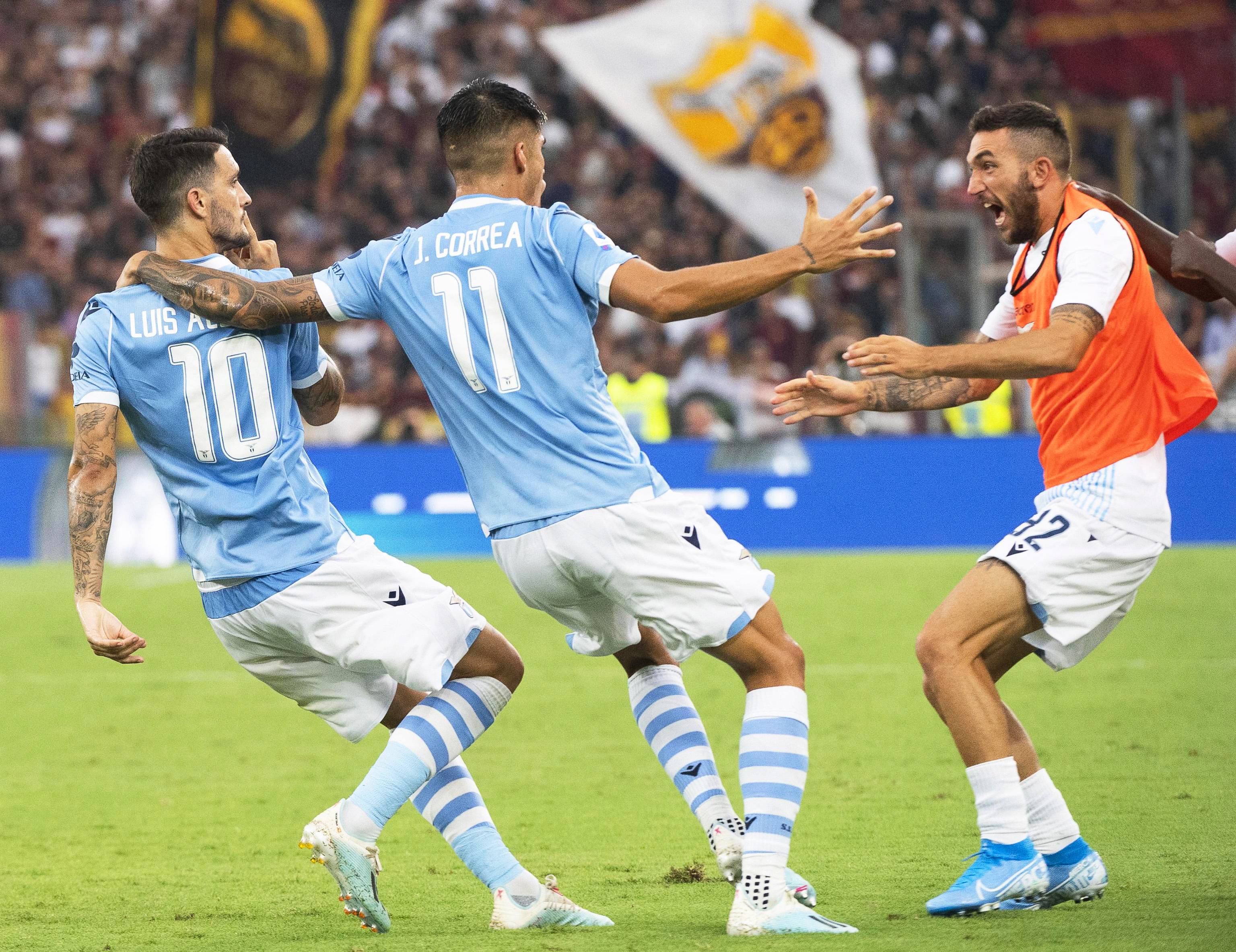 kaiyun-今夜密尔沃基雄鹿备战意大利杯，防线松动细节曝光，球迷炸锅，阵容厚度经受考验的简单介绍