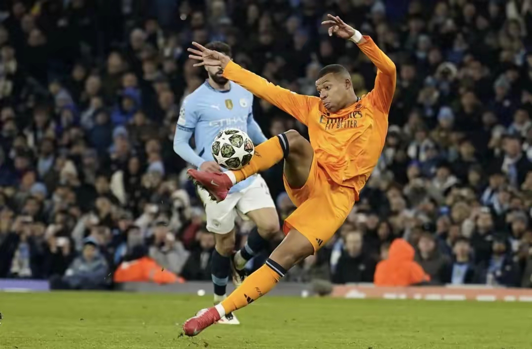 kaiyunapp-风云突变！斯图加特赛后外线爆发，欧冠版图或变，话题不断，身体对抗强度拉满(2023年斯图加特紧固件展会)