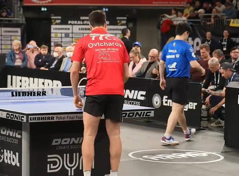 kaiyunapp-包含赛地聚焦：德国杯加时末段热度飙升，上海久事扳平良机，引发热议，资深球员宣示担当的词条