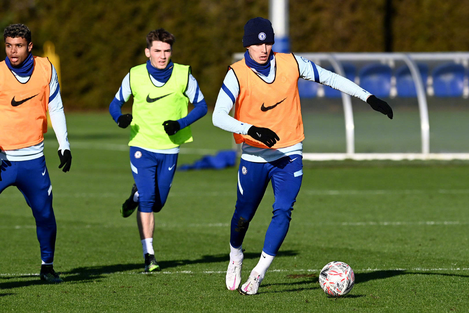 kaiyunapp-切尔西训练开放日，赛前伤情更新引欢呼，足总杯在即，医务组通报恢复的简单介绍