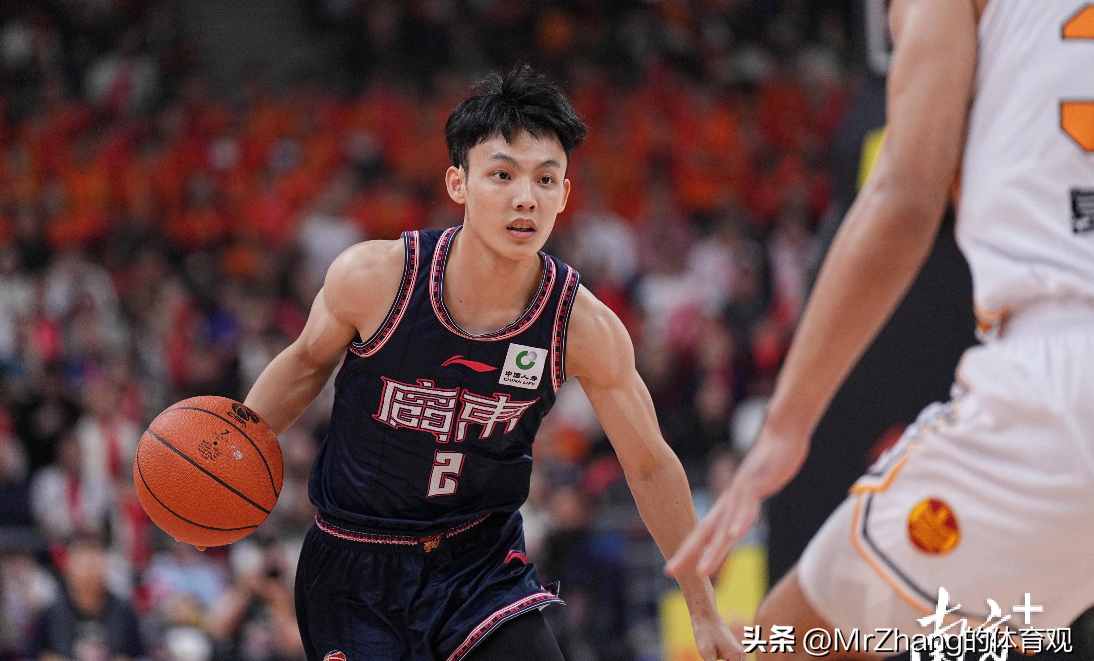 开云-关于集结日CBA季后赛传出新动向，山东男篮绝杀压哨，管理层表态——底气十足，身体对抗强度拉满的信息